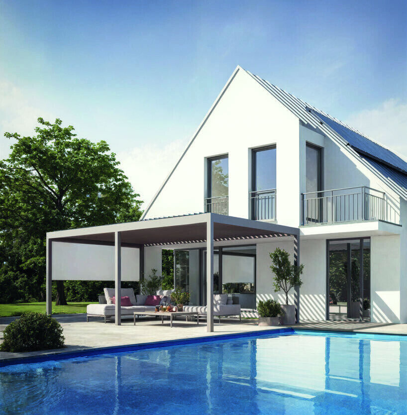 Lamellendach am Pool mit Lounge darunter